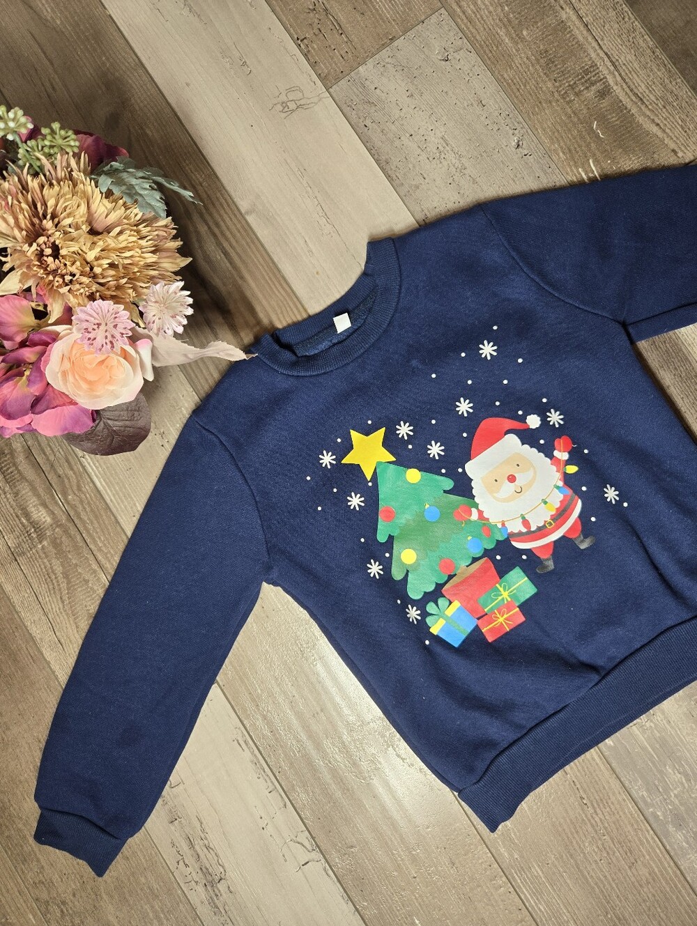Amazon Kids Navy Blue Santa & Christmas Tree Sweatshirt Size 6 NWOT